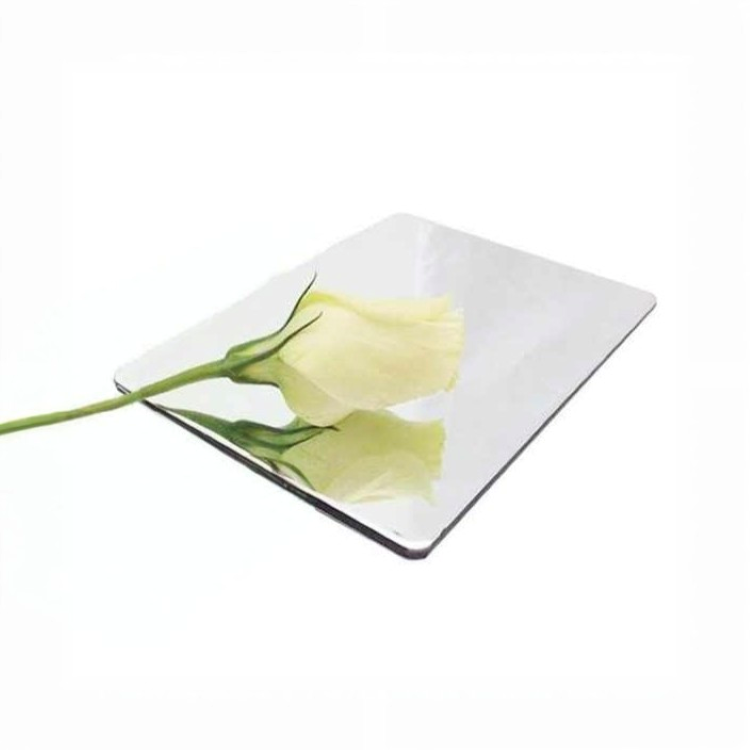 O que torna os painéis compostos de alumínio com espelho prateado uma ótima escolha para seus projetos